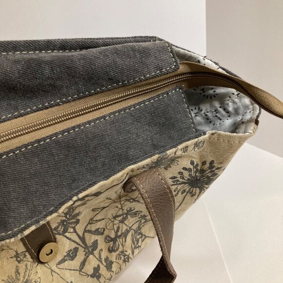 Myra Bag The Mystique Messenger Bag Tan Brown Canvas Leather 16 x 12 x 3" appx - Picture 8 of 10